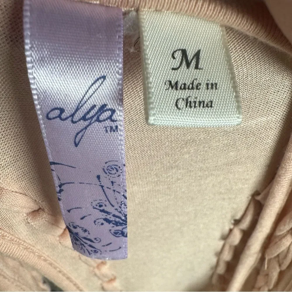 Francesca’s Alya blush twisted detail racerback shift dress size medium